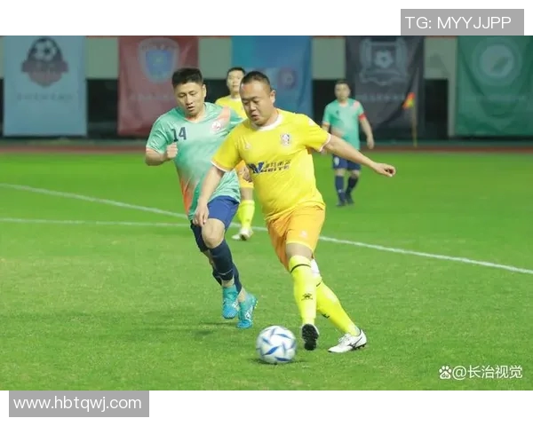 长治市足球明星队长带领球队勇夺冠军展现拼搏精神与团队合作魅力