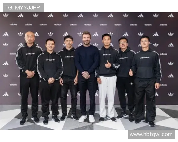 足球明星与著名演员的跨界合作与友谊揭秘