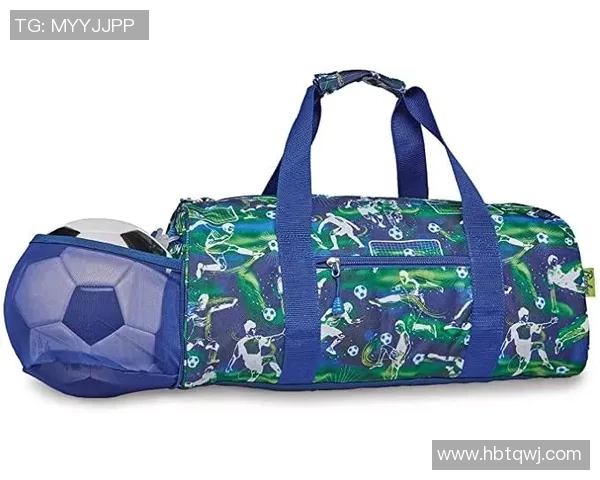 足球明星背包高清图片展示他们的个性与时尚风格